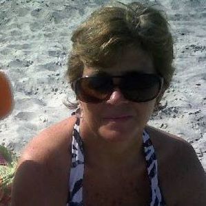 Meet your Posher, Debbie